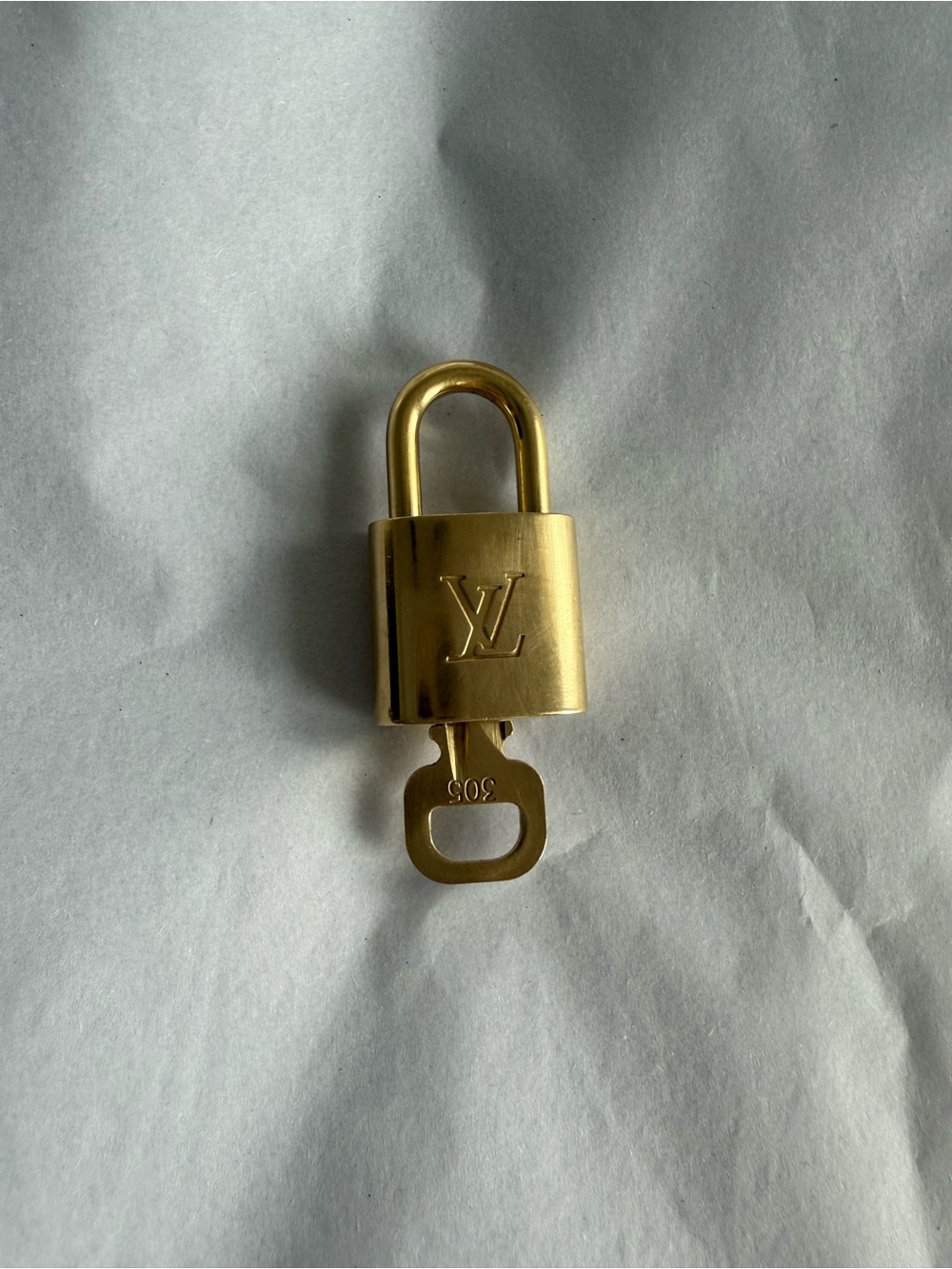 Louis Vuitton: Padlock with Key #305